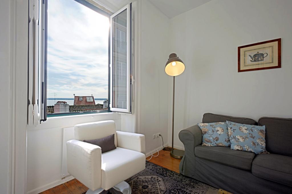 Portas Do Teatro Apartments Lissabon Kamer foto