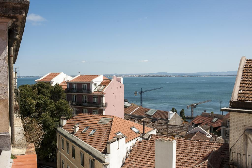 Portas Do Teatro Apartments Lissabon Kamer foto